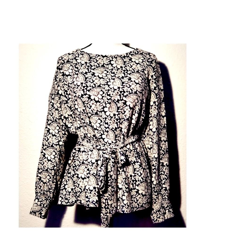 Loft Blue/White Long Sleeve Dressy Top M